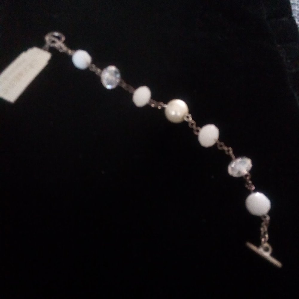Jewlery - Picture 2 of 5
